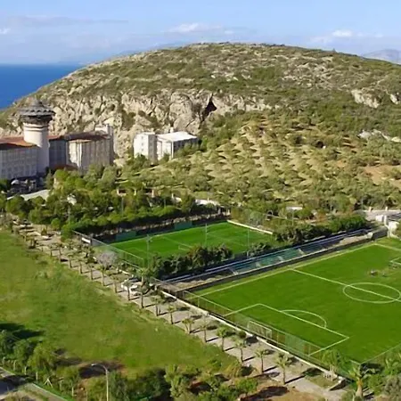 Θέρετρο Alkoclar Adakule 5*