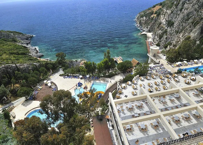 Alkoclar Adakule 5* Kusadası