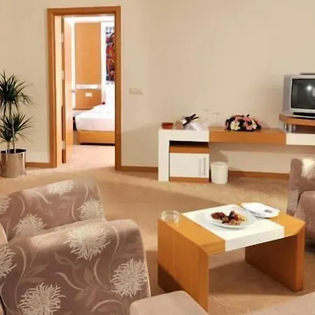 Semesteranläggning (resort) Alkoclar Adakule Kusadası