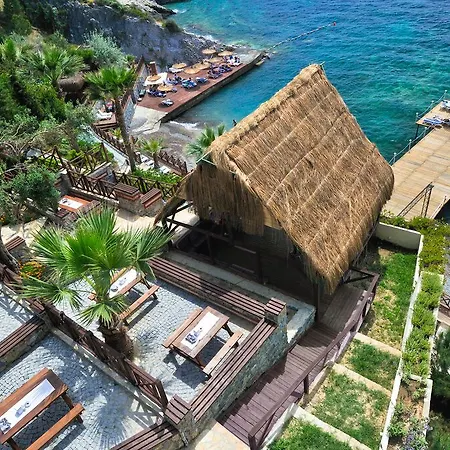 Alkoclar Adakule Kusadası