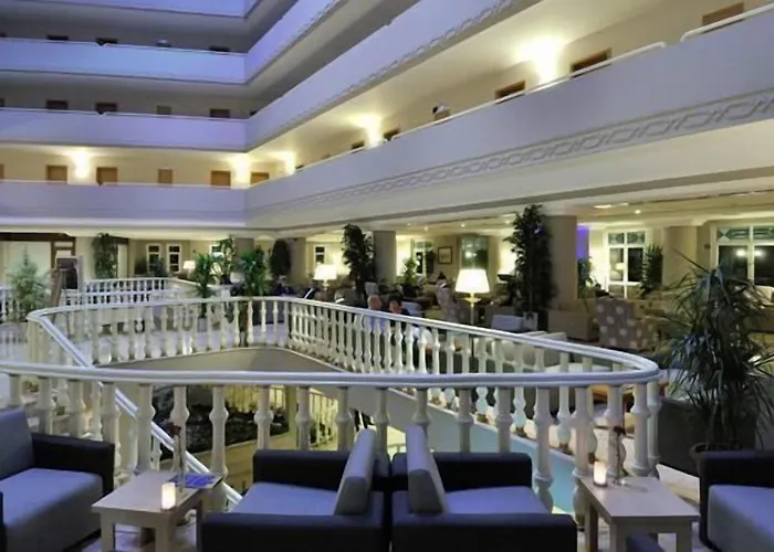 Alkoclar Adakule Feriested Kusadası