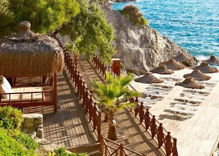 Alkoclar Adakule Complex Kusadası