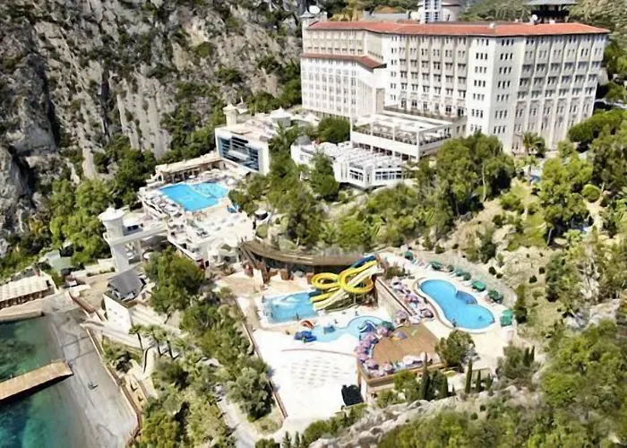 Alkoclar Adakule Kusadası