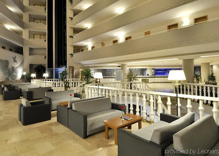 Alkoclar Adakule 5* Kusadası