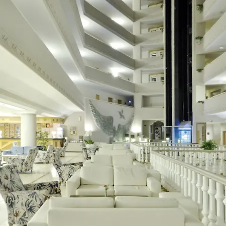 Alkoclar Adakule Resort