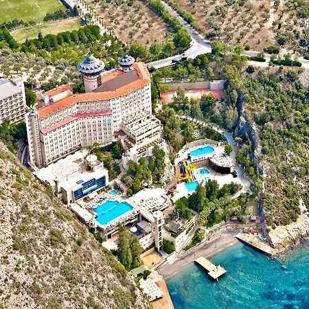Feriested Alkoclar Adakule 5*