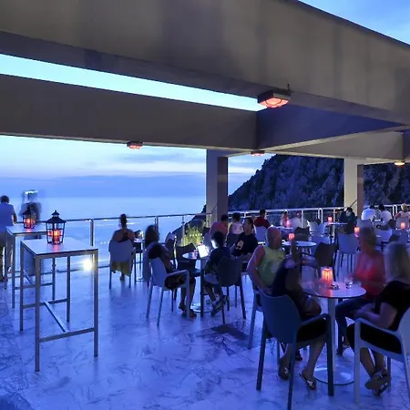 Feriested Alkoclar Adakule 5*
