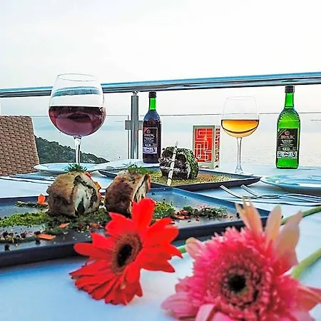 Курортный комплекс Alkoclar Adakule Кушадасы