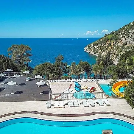 Alkoclar Adakule Kusadası