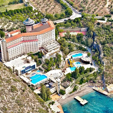 Alkoclar Adakule 5* Kusadası