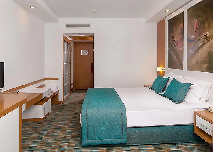 Alkoclar Adakule Resort