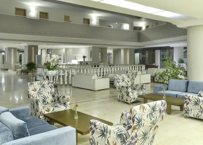 Alkoclar Adakule Resort 5*