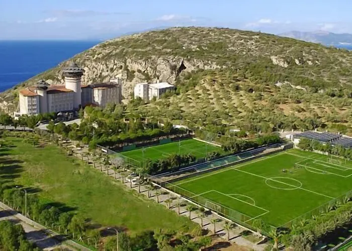 Üdülőközpont Alkoclar Adakule 5*