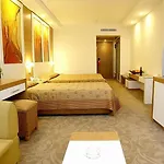 Alkoclar Adakule 5* Kusadasi