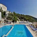 Resort Alkoclar Adakule Kusadasi