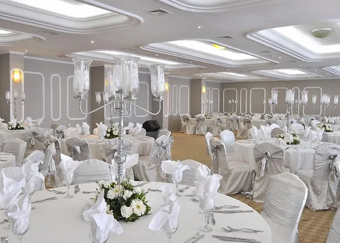 Alkoclar Adakule 5* Kusadasi